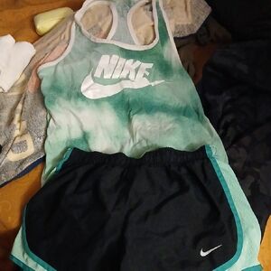 Nike Teal and Black Workout Ensemble